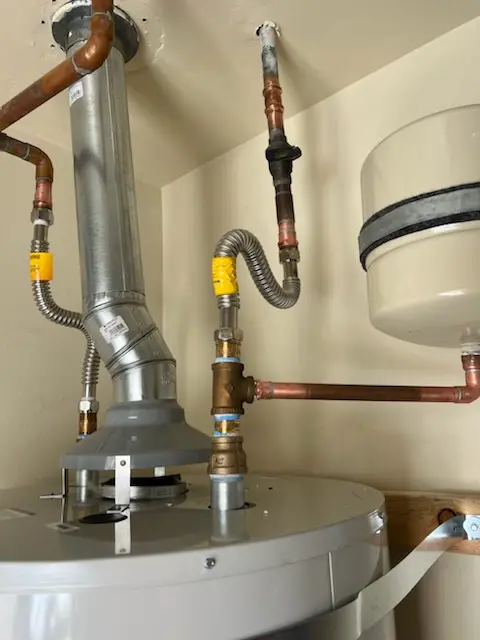 Water heater installation and plumbing repair in Fair Oaks Ranch